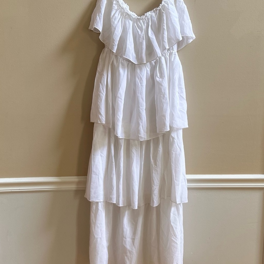 Boohoo Women's NWOT Strapless White Flowy Layered Maxi Dress, Size US 10